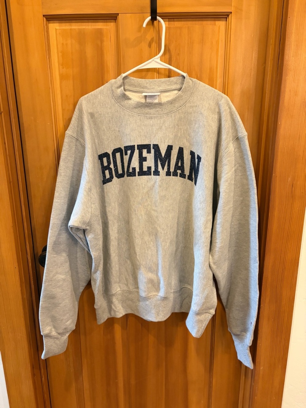 NWOT Champion Reverse Weave Bozeman Crewneck
